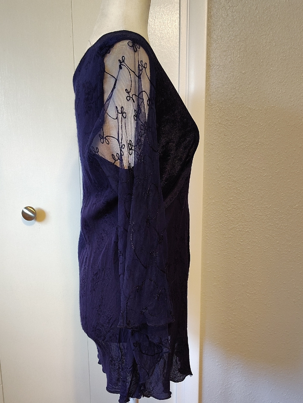 The Pyramid Collection - Size M - Picture 3 of 10